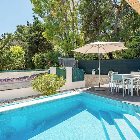 L'aigade 4* A Fontsainte Villa *